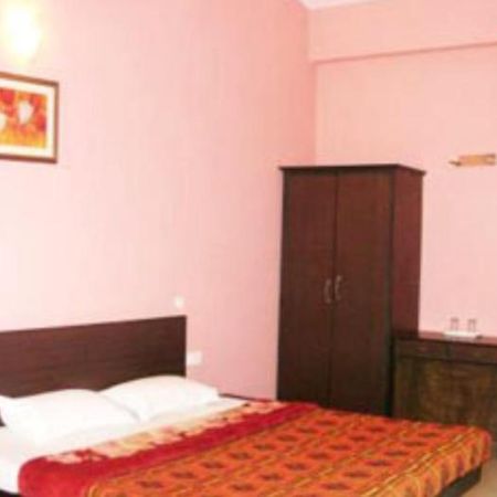 Hotel Balaji Calangute Resort Rum bild