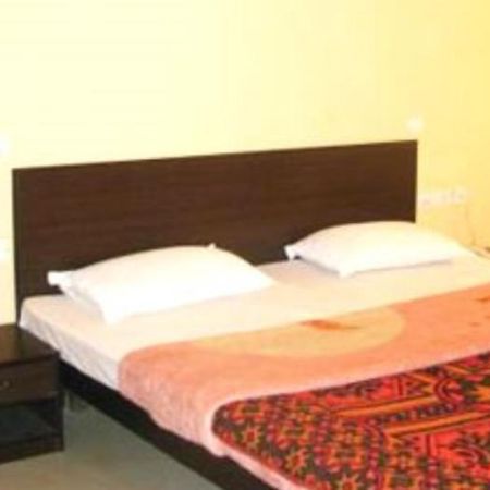 Hotel Balaji Calangute Resort Rum bild